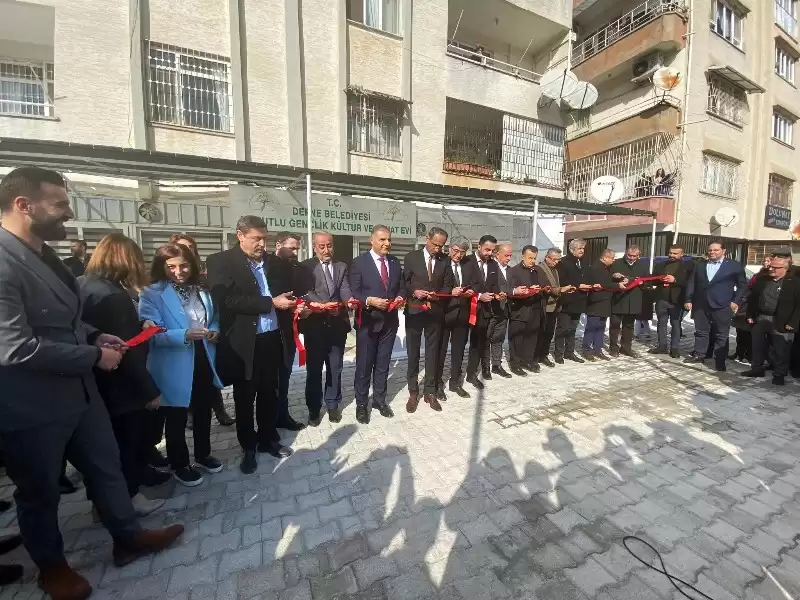 DEFNE BELEDİYESİNDEN KÜLTÜR VE SANATA BİR KATKI DAHA