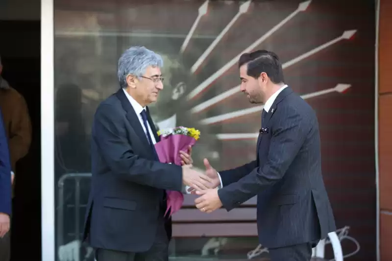 CHP Hatay'da İl Başkanı Tiryaki Görevi Devraldı