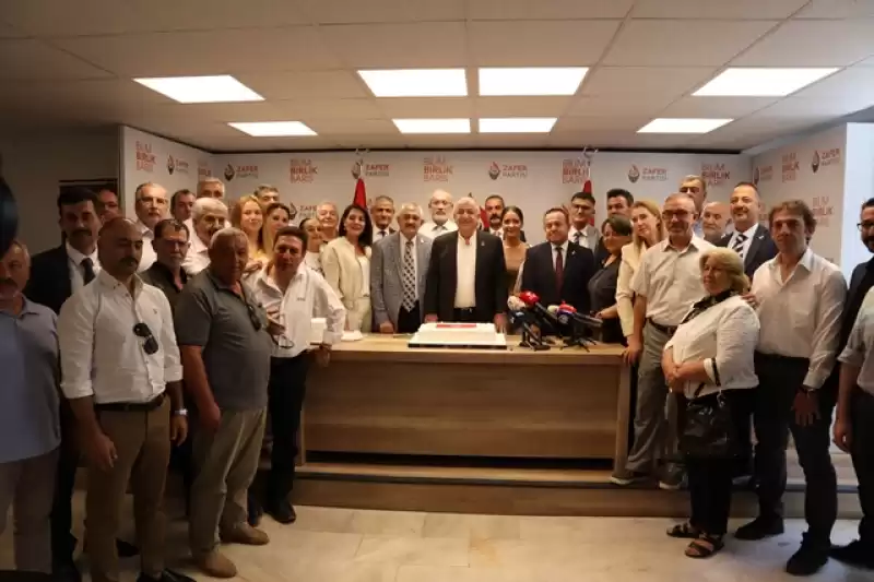 ZAFER PARTİSİ 2. YILINI KUTLADI