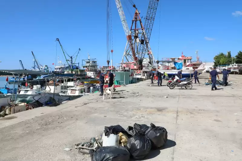 HBB HATAY SAHİLLERİNDE TEMİZLİĞE DEVAM EDİYOR