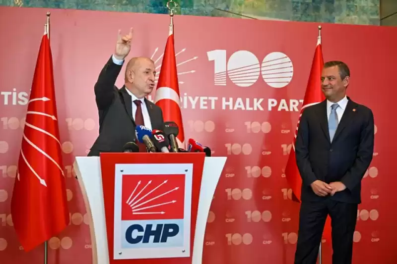 Ümit Özdağ’dan Özgür Özel’e Ziyaret