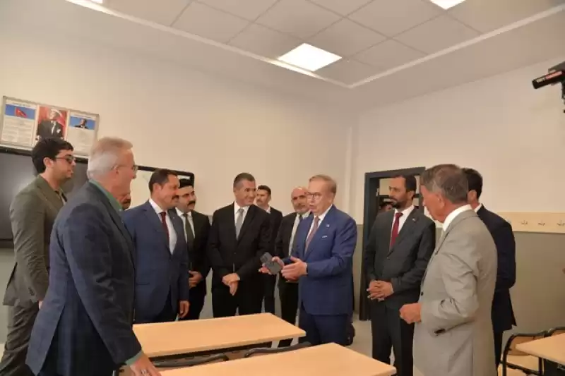 Yayladağı’nda Cem Eren Anadolu Lisesi’nin Açılışı Gerçekleştirildi