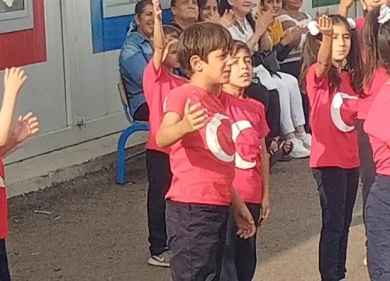 ARSUZ M.AKİF ERSOY İLK VE ORTAOKULUNUN COŞKULU BAYRAM KUTLAMASI