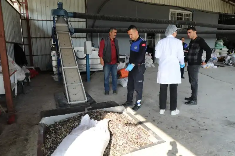 HBB SAĞLIKLI ZEYTİNYAĞI İÇİN DENETİMLERİNİ SÜRDÜRÜYOR