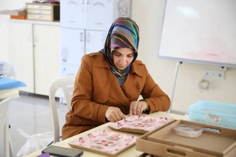 HATMEK KURSLARI VATANDAŞA UMUT OLUYOR