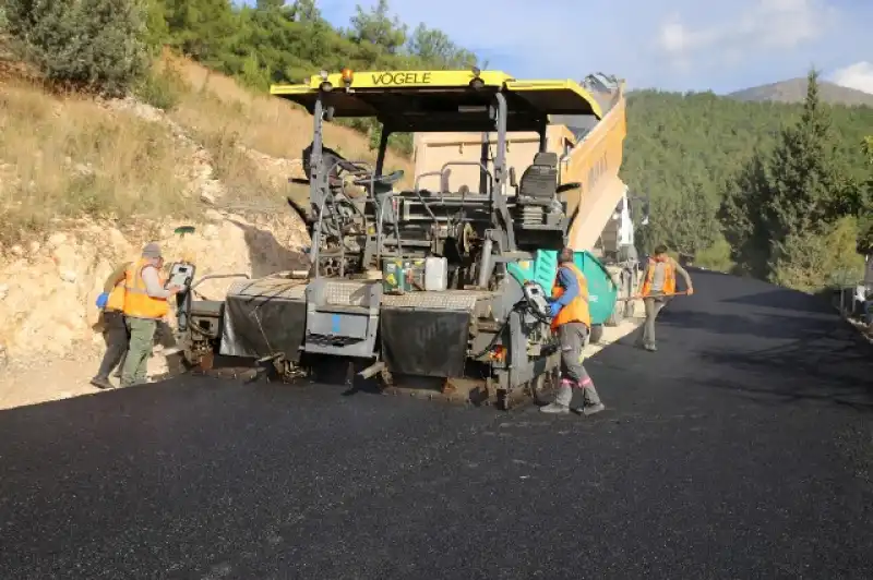 İSKENDERUN TOKİ – SAKIT BAĞLANTI YOLU ASFALTLANDI
