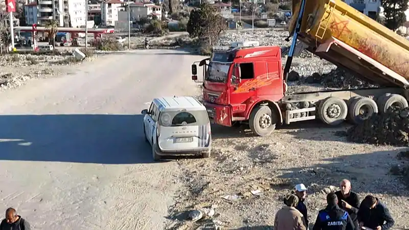 HBB’DEN KAÇAK HAFRİYATA CEZA KAÇAK DÖKÜM YAPAN ŞOFÖR DRONE İLE YAKALANDI