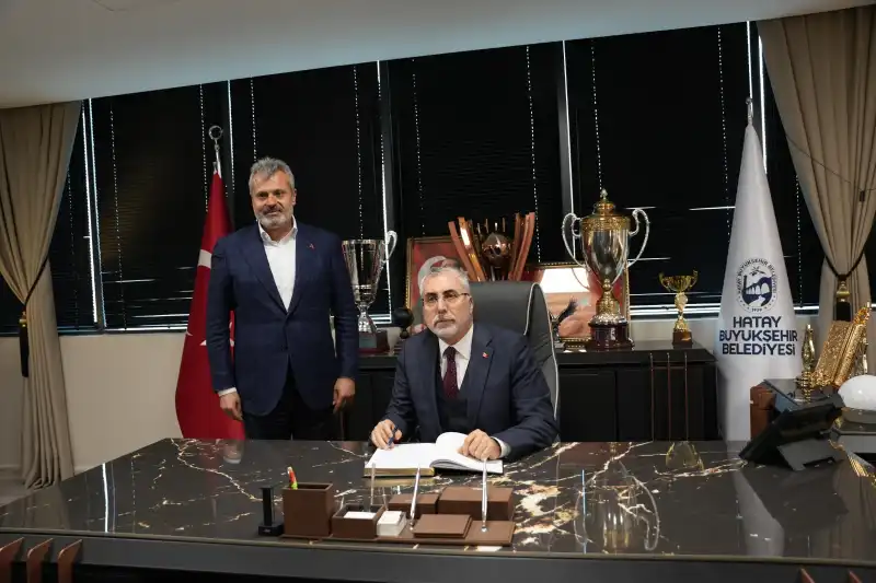 BAKAN IŞIKHAN’DAN BAŞKAN ÖNTÜRK’E ZİYARET