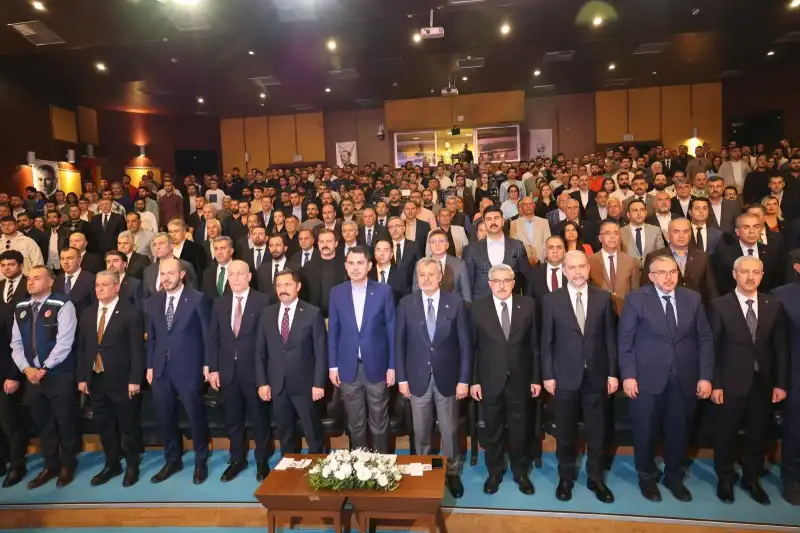 BAŞKAN YAPAR, HATAY’I ZİYARET EDEN ÇEVRE, ŞEHİRCİLİK VE İKLİM DEĞİŞİKLİĞİ BAKANI KURUM’UN PROGRAMINA EŞLİK ETTİ