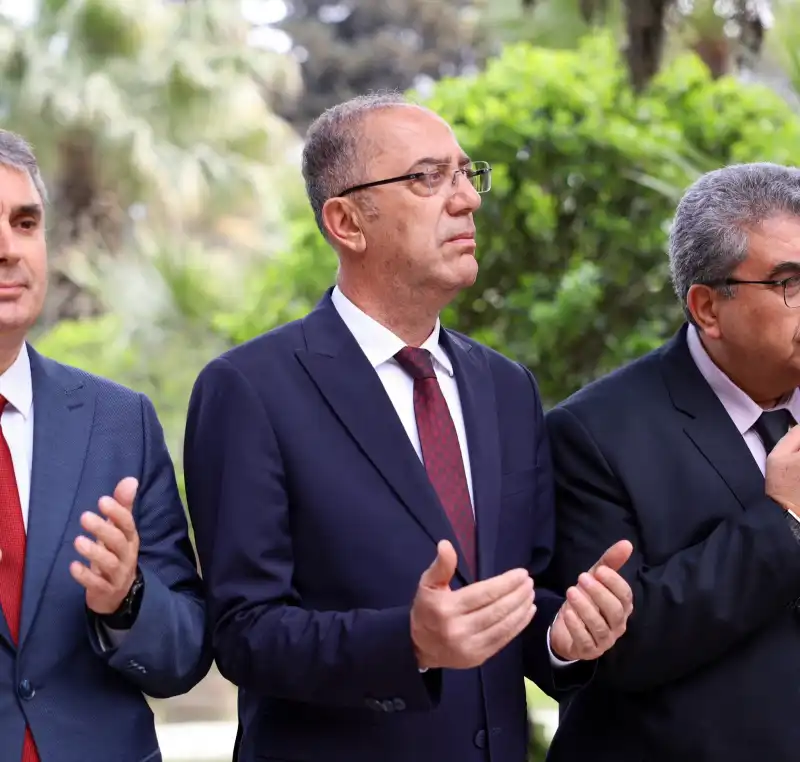 BAŞKAN YAPAR, 18 MART ŞEHİTLERİ ANMA GÜNÜ VE ÇANAKKALE ZAFERİ’NİN YIL DÖNÜMÜ NEDENİYLE DÜZENLENEN ÇELENK SUNMA TÖRENİ’NE KATILDI