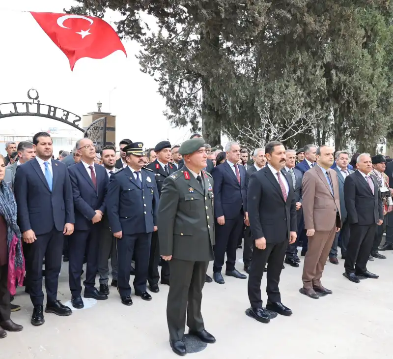 BAŞKAN YAPAR, 18 MART ŞEHİTLERİ ANMA GÜNÜ VE ÇANAKKALE ZAFERİ’NİN YIL DÖNÜMÜ NEDENİYLE DÜZENLENEN ÇELENK SUNMA TÖRENİ’NE KATILDI
