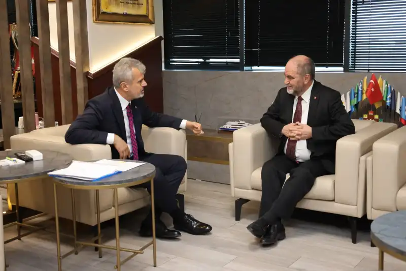 BAŞKAN ÖNTÜRK, ŞAM BÜYÜKELÇİSİ BURHAN KÖROĞLU’NU AĞIRLADI