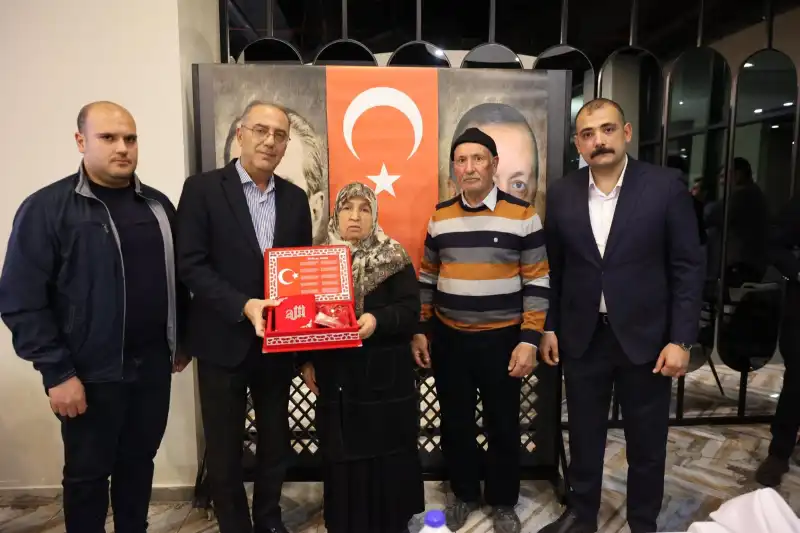 “ACILAR BİRLİKTE PAYLAŞILDIKÇA AZALIR.”