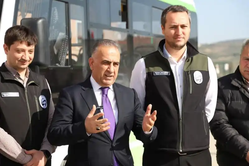 BÜYÜKŞEHİRDEN ALTINÖZÜ’NE BAYRAM HEDİYESİ