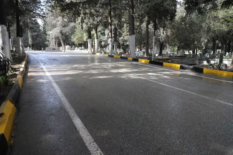 MEZARLIKLARDA BAYRAM HAZIRLIKLARI BAŞLADI
