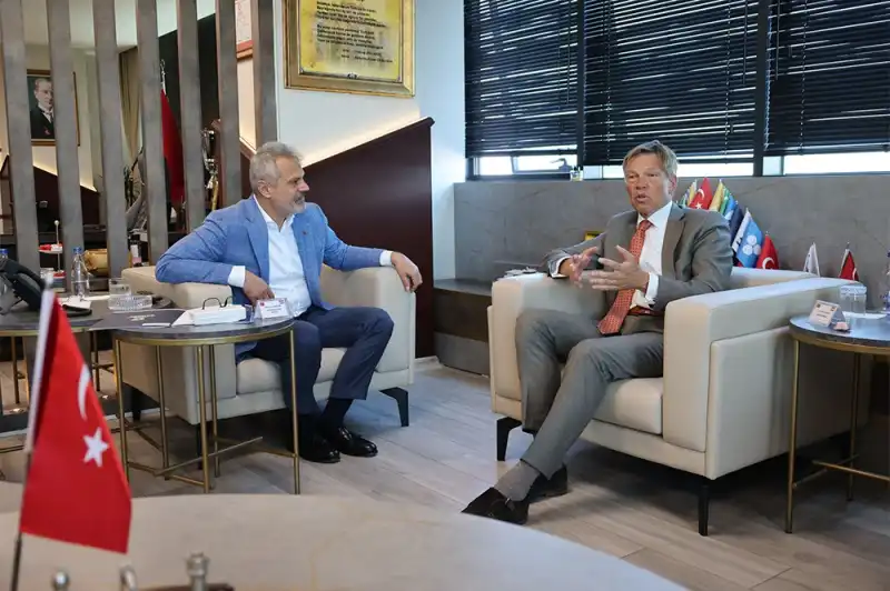 BAŞKAN ÖNTÜRK BÜYÜKELÇİ WİJNANDS’I AĞIRLADI