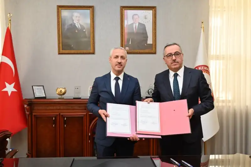 HMKÜ’den Hatay Büyükşehir Belediyesi’ne Hizmet Içi Eğitim Desteği