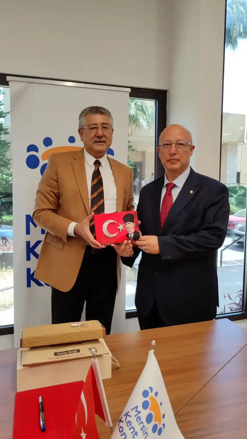 HATAY VE MERSİN KENT KONSEYLERİ KARDEŞ OLDU