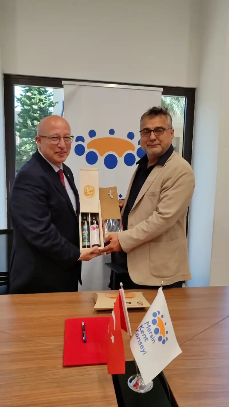 HATAY VE MERSİN KENT KONSEYLERİ KARDEŞ OLDU