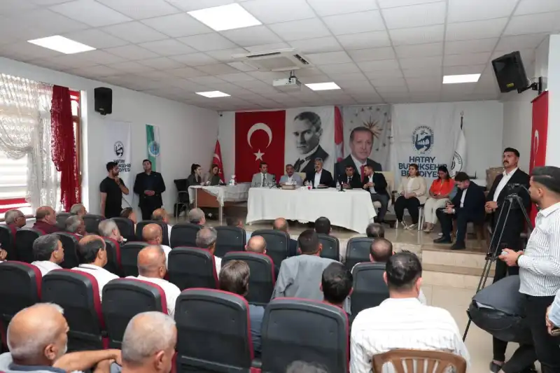 BAŞKAN ÖNTÜRK, REYHANLI’DA MUHTARLARLA BULUŞTU