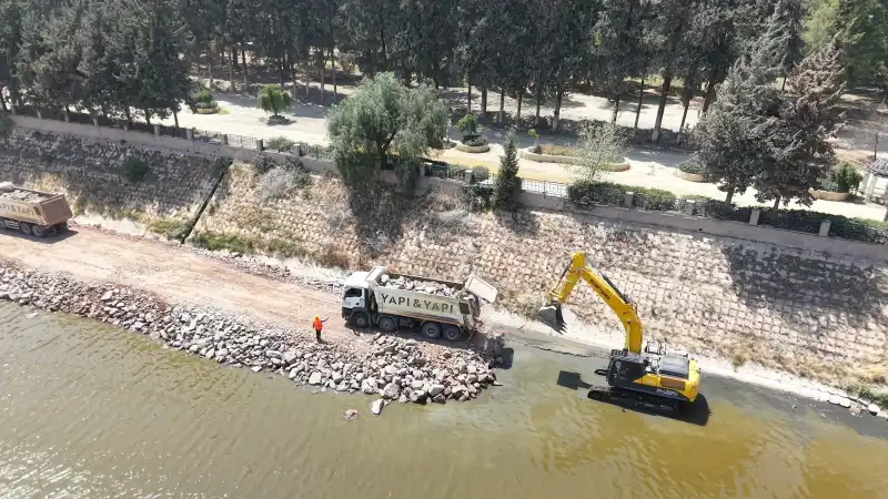 HATAY’IN CAN DAMARI ASİ NEHRİ ISLAH EDİLİYOR