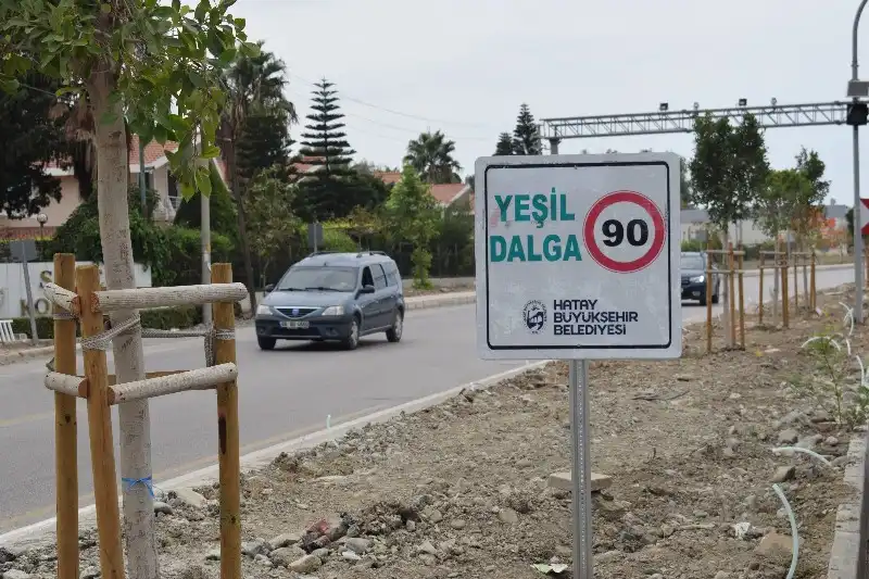HBB, Arsuz Yolunda 90 Km Yeşil Dalga Uygulaması Başlattı