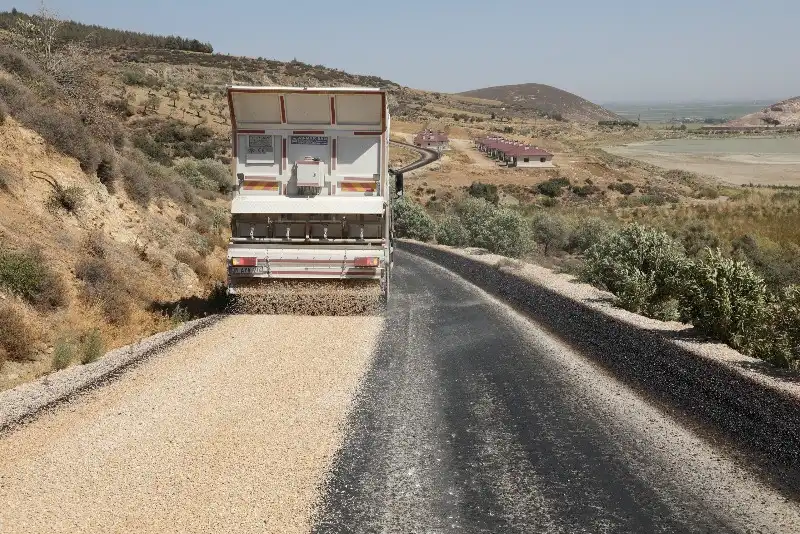 HBB YOL YAPIM ÇALIŞMALARINI SÜRDÜRÜYOR