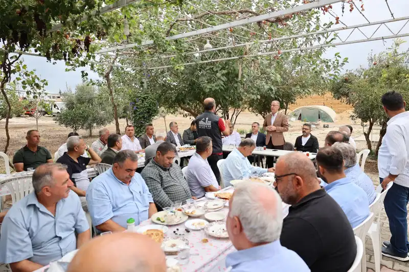 BAŞKAN YAPAR, MUHTARLARLA BİR ARAYA GELDİ