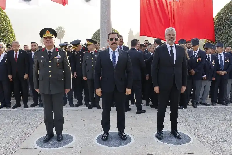 ATATÜRK, HATAY’DA GÖZYAŞLARIYLA ANILDI