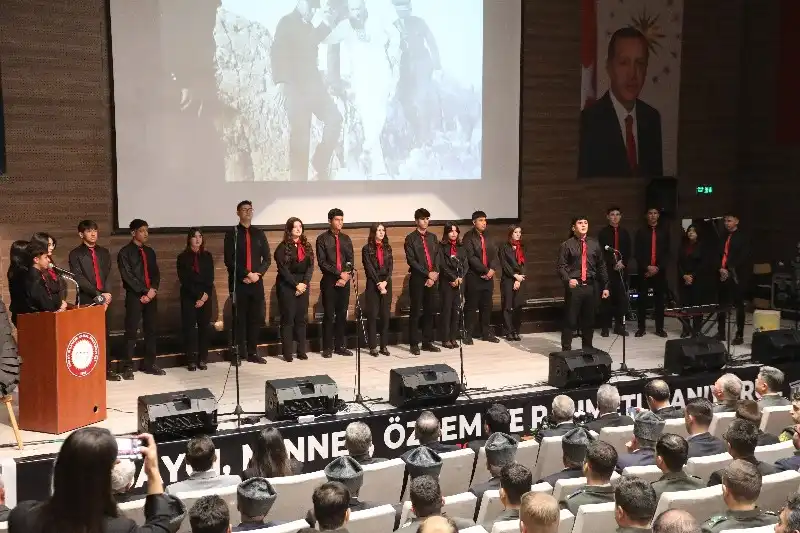 ATATÜRK, HATAY’DA GÖZYAŞLARIYLA ANILDI
