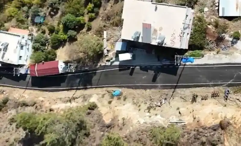 Antakya’da Fen İşleri Müdürlüğü Ekipleri, Hafta Sonu Sahadaydı 