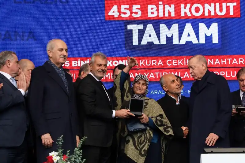 Cumhurbaşkanı Erdoğan Hatay’da 455 Bin Konutun Kura Törenine Katıldı