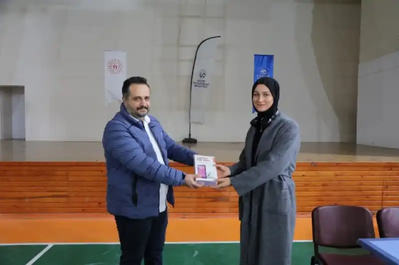 HBB’DEN GENÇLERE TEKNOLOJİ DESTEĞİ