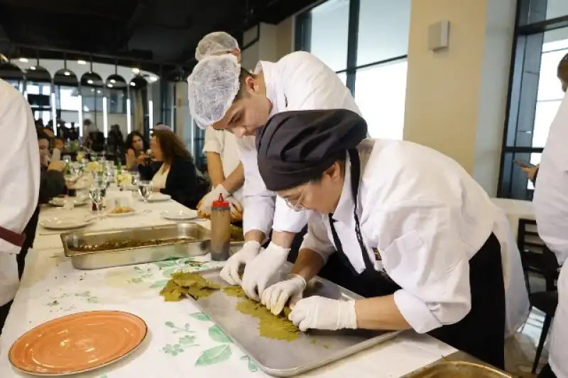 GELECEĞİN ŞEFLERİ BULUŞTU