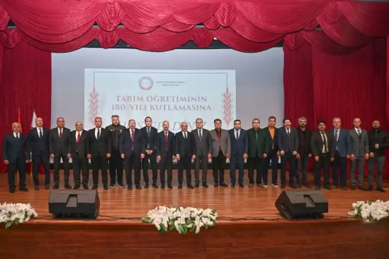 HMKÜ’de Geleceğin Tarımı Ve Eğitim Reformu Konuşuldu