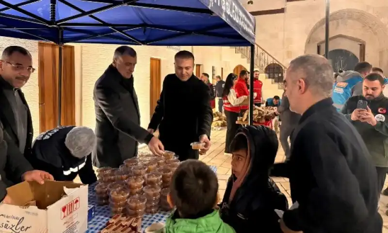 Antakya Belediyesi’nden Miraç Kandili’nde Tatlı İkramı Programı