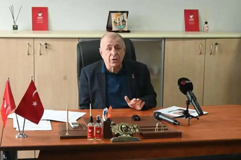 Özdağ: “2027 Yılı Kasım’ı Muhtemelen Erken Seçim Tarihi Olacak”