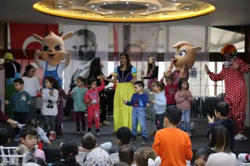 ÇOCUKLAR HBB İLE MORAL DEPOLUYOR