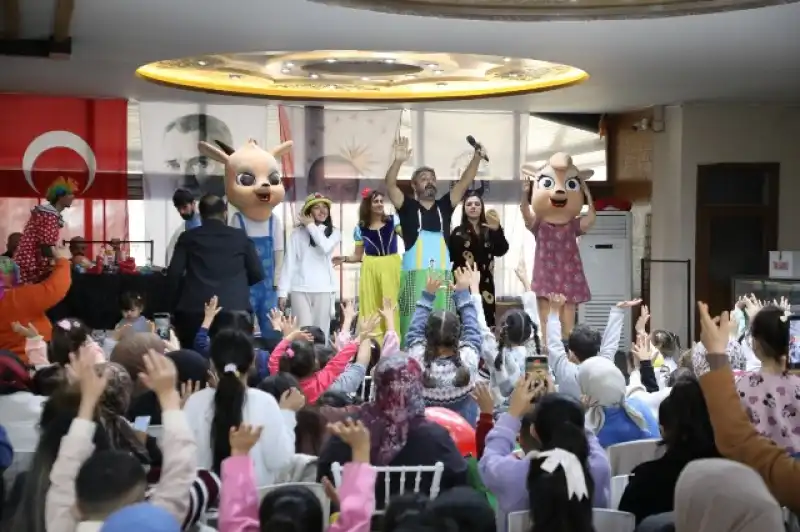 ÇOCUKLAR HBB İLE MORAL DEPOLUYOR