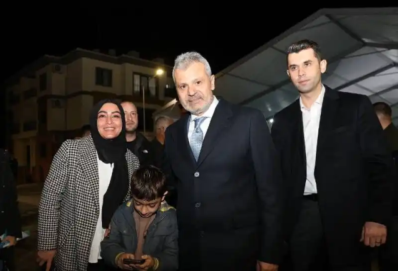 Başkan Öntürk, Özbek Mahallesi’nin Açılışına Katıldı