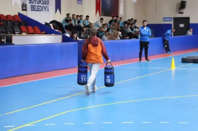 HBB’DEN GENÇLERE SINAV PROVASI