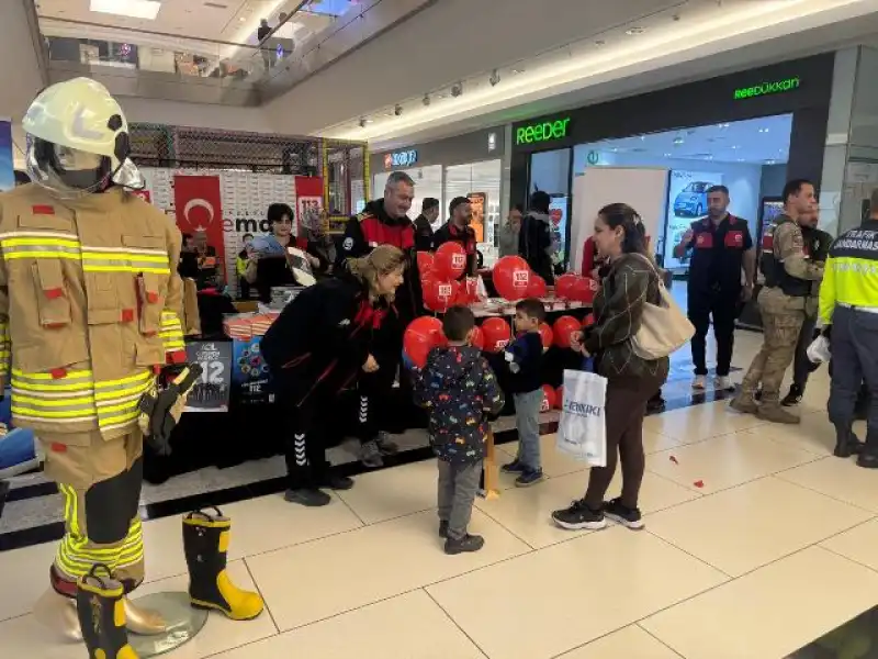 “112 GÜNÜ” FARKINDALIK ETKİNLİĞİ DÜZENLENDİ