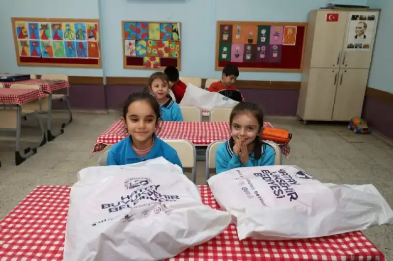 HBB’DEN ÖĞRENCİLERE ÇOK YÖNLÜ DESTEK