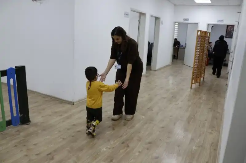 EREN’İN AZMİ HBB İLE UMUDA DÖNÜŞTÜ