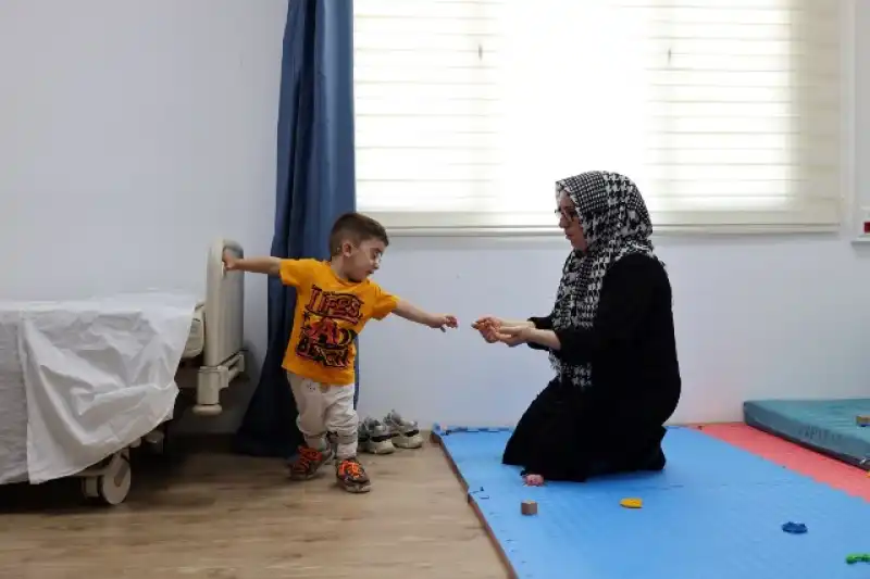 EREN’İN AZMİ HBB İLE UMUDA DÖNÜŞTÜ