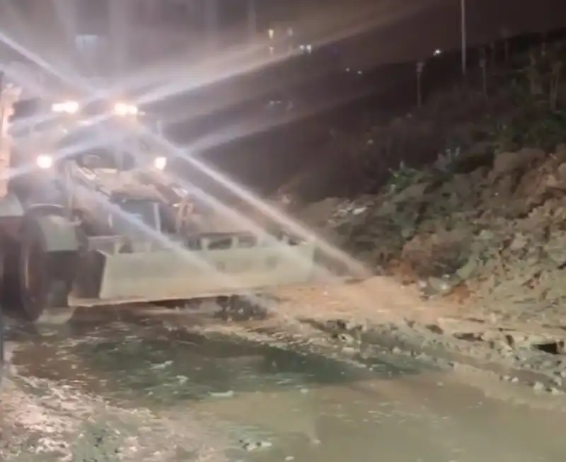 Şiddetli Yağışlarda Antakya Belediyesi Ekipleri Teyakkuzdaydı