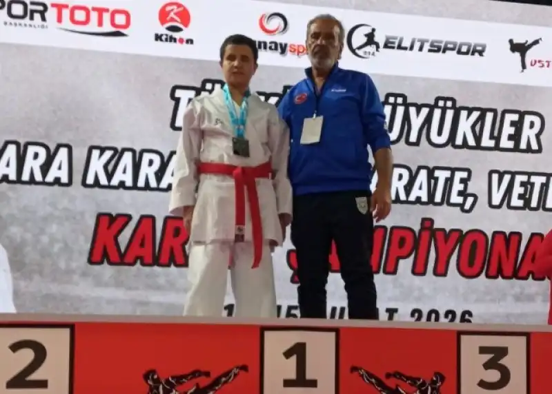 Antakya Belediyesi Karate Takımı Başarılarıyla Gururlandırıyor