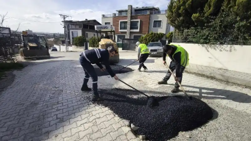 Antakya’da Yol Onarım çalışmaları Sürüyor