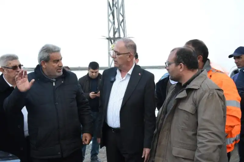 Başkan Yapar’dan Aşağıoba Mahallesi Sakinlerine Geçmiş Olsun Ziyareti