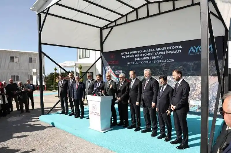 BAKAN URALOĞLU HATAY’DA